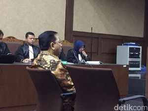 Video Setya Novanto Merem Melek di Sidang Vonisnya