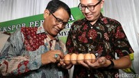 PT ULU merupakan salah satu unit usaha yang telah menerapkannya, sehingga telah memperoleh sertifikat kompartemen bebas penyakit AI (avian influenza) dan sertifikat veteriner dari pemerintah.