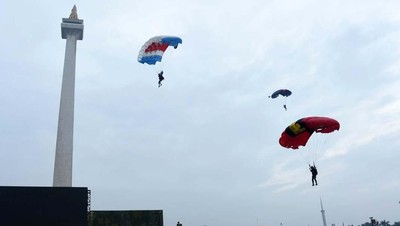 Gladi Bersih Apel Bersama Wanita TNI