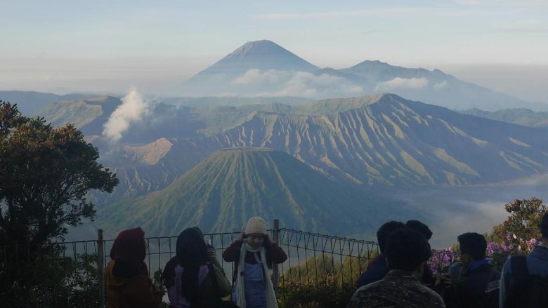 Liburan Hari Buruh di Bromo  Lakukan 5 Hal Ini