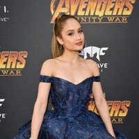 Cinta Laura ikut ambil bagian di premier film Avengers: Infinity War yang digelar di Hollywood, California, AS, Senin (23/4/2018) malam waktu setempat. Aktris Indonesia yang sedang merintis karier akting di Negeri Paman Sam tersebut eksis sebagai tamu. (Foto: Getty Images)