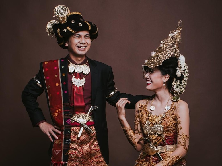 Tegang 2 Minggu Raditya Dika Terharu Akhirnya Nikah