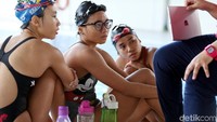 Siswi kelas 3 SMA Negeri 3 Setiabudi Jakarta itu pun kembali menjadi andalan di ajang yang lebih besar. Bersama-sama atlet renang indah lainnya, Naima memanggul tanggung jawab besar: tampil di Asian Games 2018.