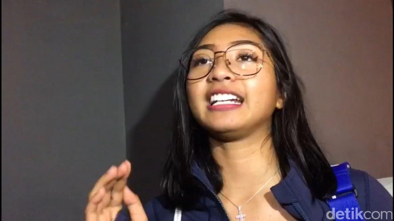 Proses Cerai dengan Nicky Tirta, Liza Elly: Kami Saling Menghargai Proses Cerai dengan Nicky Tirta, Liza Elly: Kami Saling Menghargai