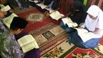 Potret Mamat Guru Ngaji Tanpa Kaki di Ciamis