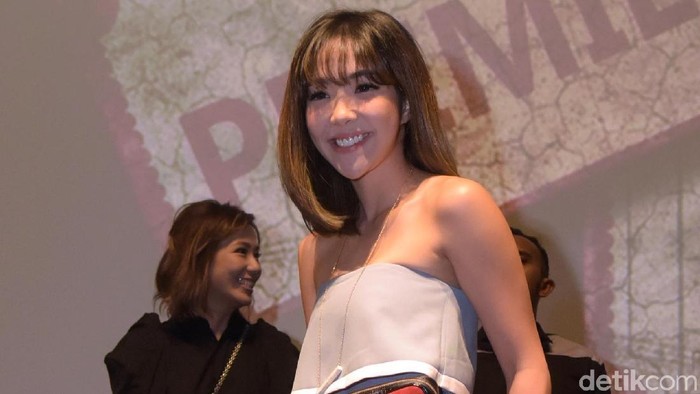 Mam Suger, Gisella Anastasia