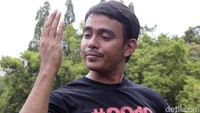 Dan ini pose lucu yang lain dari Zaky. Foto: Ismail/detikHOT