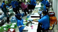 Proses kebiri itu dilakukan di kantor Dinas Ketahanan Pangan, Kelautan, dan Pertanian (KPKP) Kota Jakarta Pusat, Rabu (25/4/2018).