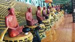 Foto: Vihara dari Jutaan Botol Bir di Thailand
