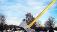 Kapak paling besar sedunia itu dibangun tahun 1991. Lokasinya ada di 152 Otis Drive, Nackawic, Provinsi New Brunswick, Kanada (cojo_so/Instagram)