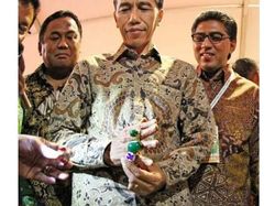 Avengers: Infinity Wars Tayang, Meme Kocak Thanos Bertebaran