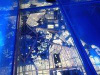  Lantai transparan di Sky100 (Kanavino Ahmad Rizqo/detikTravel)