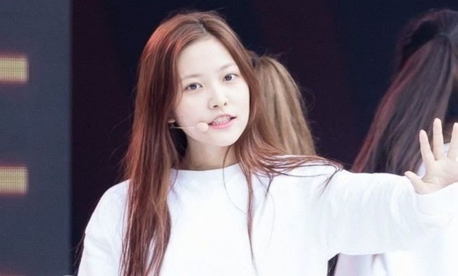 Irene Red Velvet bukan hanya member yang tetap cantik walau tanpa makeup, tapi Yeri Red Velvet pun juga. Foto: Istimewa