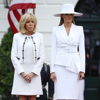 Gaya Brigitte terinspirasi dari ikon mode Prancis seperti Brigitte Bardot, Catherine Deneuve, dan Coco Chanel. Ia menggabungkan sensualitas Bardot, keanggunan Deneuve, dan kebebasan Chanel dalam penampilannya. (Foto: Getty Images)