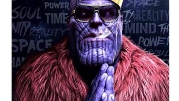 Thanos ini multi talenta juga ya. Ia bahkan sudah menyiapkan album debutnya sebagai penyanyi. Foto: istimewa