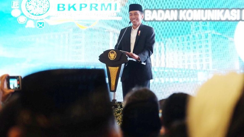 Di Acara Remaja Masjid, Jokowi Ungkap Alasan Pilih Idrus Jadi Mensos Di Acara Remaja Masjid, Jokowi Ungkap Alasan Pilih Idrus Jadi Mensos