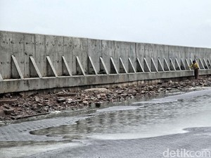 Pertama di RI, Jalan Tol akan Dibangun di Atas Tanggul