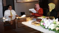 Pertemuan tersebut membahas mengenai larangan Lesbian Gay Biseksual dan Transgender (LGBT) yang akan dijadikan KUHP.