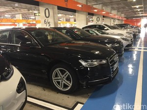 Rental Mobil Mewah Ikut Merana karena Corona