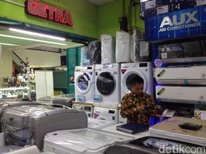 Dolar Mengamuk, Pedagang Siap Naikkan Harga Barang Elektronik