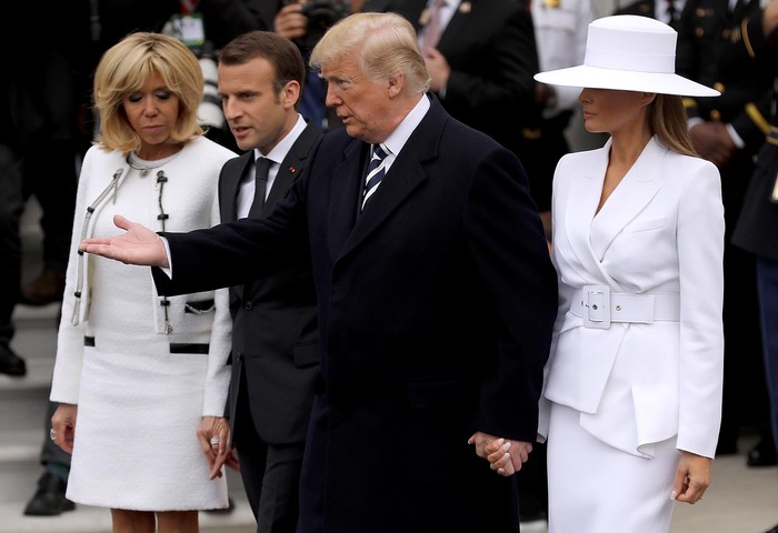 WASHINGTON, DC - APRIL 24:  U.S. President Donald Trump (2nd R) and U.S. first lady Melania Trump (R) welcome French President Emmanuel Macron (2nd L) and his wife Brigitte to the White House during a state arrival ceremony April 24, 2018 in Washington, DC. Macron and Trump are scheduled to meet throughout the day to discuss a range of bilateral issues as Trump holds his first official state visit with the French president.
 (Photo by Chip Somodevilla/Getty Images)
