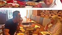 Wah keren nih Indra. Makan siang dan makan malamnya ditemani sama mpok tukang pijit langganan. Hayo jangan pada baper yah! Foto: instagram @indrabruggman