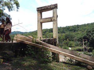Jokowi Pantau Jembatan Mangkrak di Maros, Berharap Cepat Selesai