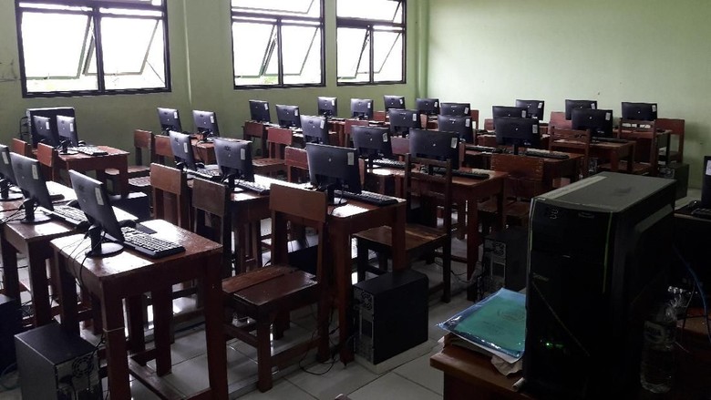 5 SMP di Bekasi Numpang UNBK di SMK Binakarya Mandiri 5 SMP di Bekasi Numpang UNBK di SMK Binakarya Mandiri