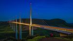 Jembatan Ini Cantik Tapi Menyakitkan