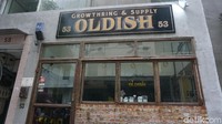 Ada juga toko kelontong yang menjual barang antik. Kawasan Poho wajib dikunjungi bagi kamu yang liburan ke Hong Kong (Kanavino/detikTravel)