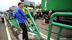 Pagar Pembatas di Tanah Abang Diperbaiki
