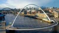 Jembatan Gateshead Millennium di Inggris. (Dok. © Patrick Down)