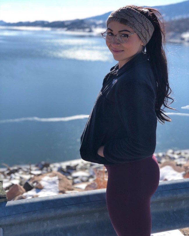 Leanna Carr asal Colorado, AS, sedang berlibur ke Dublin, Irlandia. Tapi ia menjumpai pengalaman tidak menyenangkan saat jadi turis di sana. Seorang pria melakukan pelecehan seksual padanya. Foto: Instagram/@leanna_carr