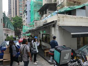 Penat dengan Keramaian Hong Kong, Jalan-jalan di Poho Saja