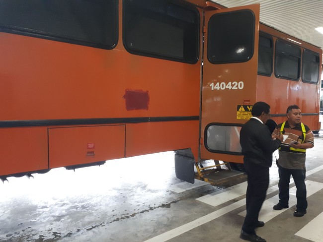 Menjajal Bus Anti Peluru Freeport dari Timika ke Tembagapura