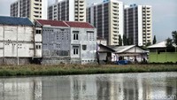 Lahan milik pengembang PT Nusa Kirana tersebut saat ini berfungsi sebagai areal persawahan.