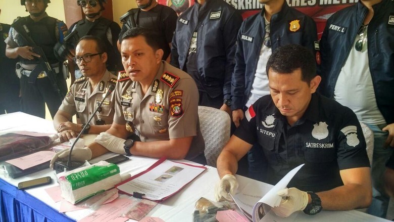 Akhir Kisah Driver Grab yang Rampok dan Mencoba Perkosa Penumpang Akhir Kisah Driver Grab yang Rampok dan Mencoba Perkosa Penumpang