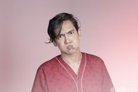 Adipati Dolken saat pemotretan Celeb of The Month 