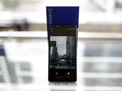 Unboxing Asus Zenfone Max Pro Pertama di Indonesia