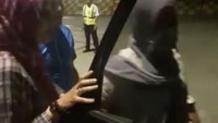 Saat ditangkap, Ferry tidak melakukan perlawanan.
