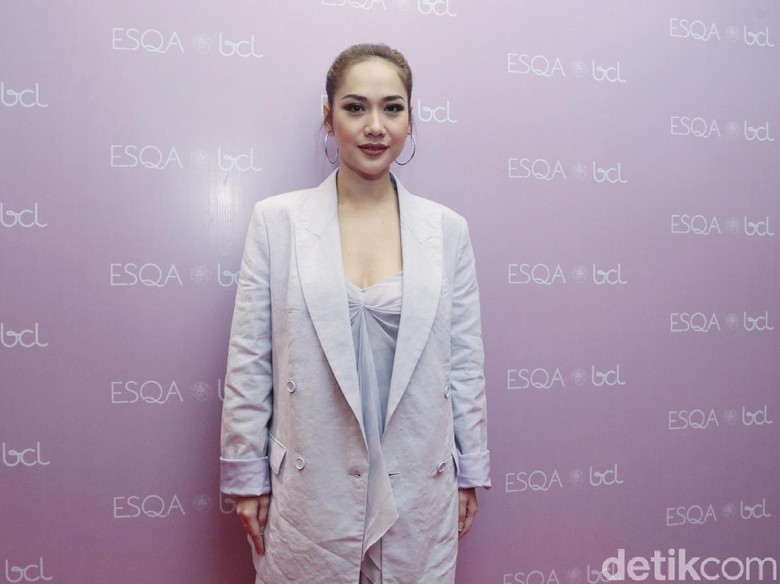 Bunga Citra Lestari Dianggap Wakili Keluarga Cemara Era Modern Bunga Citra Lestari Dianggap Wakili Keluarga Cemara Era Modern