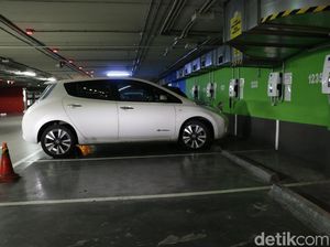 Hati-hati, Mobil Diparkir Terlalu Lama Bisa Bikin Ban Rusak