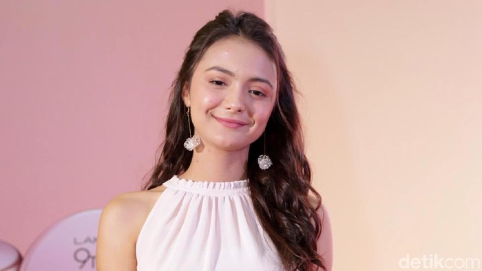 Jelang Ramadan, Amanda Rawles Kangen Masak Kolak Biji Salak