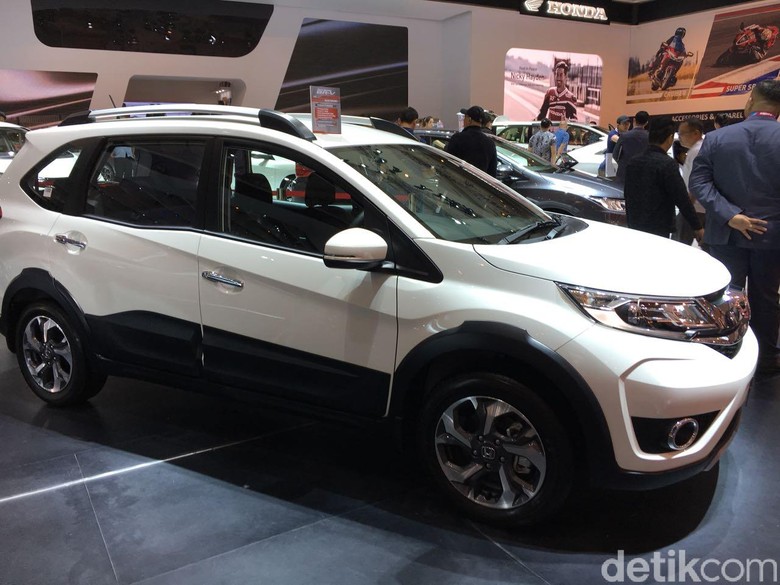 Honda BR-V di IIMS 2018. Foto: Dina Rayanti Honda BR-V di IIMS 2018. Foto: Dina Rayanti
