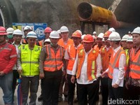 70 Tenaga Kerja China Ikut Bangun Terowongan Tol Cisumdawu