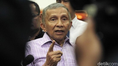 Sambangi DPR, Amien Rais Bahas Pilpres 2019?