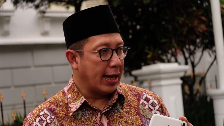Istri Terduga Teroris Sidoarjo PNS Kemenag, Menag: Ada Sanksi Istri Terduga Teroris Sidoarjo PNS Kemenag, Menag: Ada Sanksi