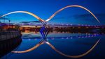 Jembatan Ini Cantik Tapi Menyakitkan