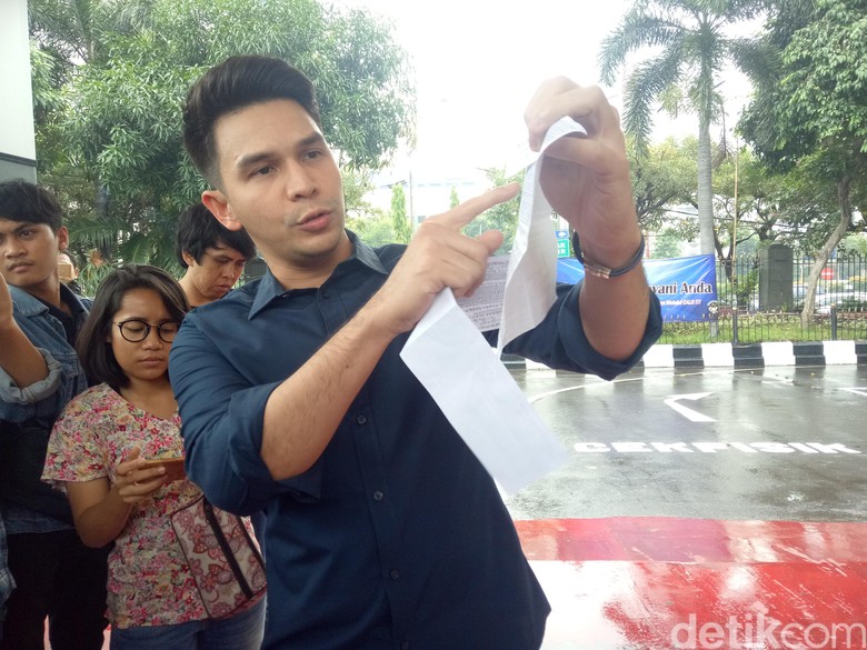 Keluarganya Diteror akan Dibunuh, Jonathan Frizzy Sempat Cuek Keluarganya Diteror akan Dibunuh, Jonathan Frizzy Sempat Cuek