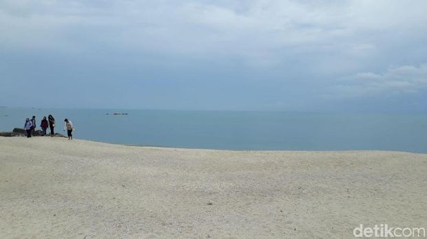 pantai tongaci